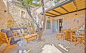 Courtyard Cottage Corfu